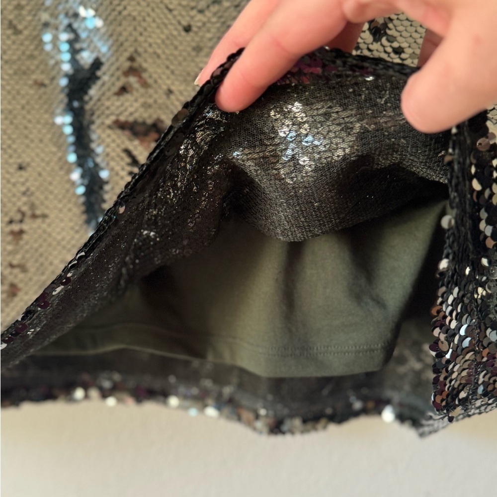 Ann Taylor Holiday Forest Green Sequin Top Sz L - Picture 3 of 9
